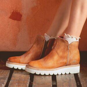 Bed Stu Lydyi Women's Genuine Leather Ankle Boots Size 7